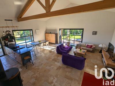 Maison - 164 m² - 4 pièces