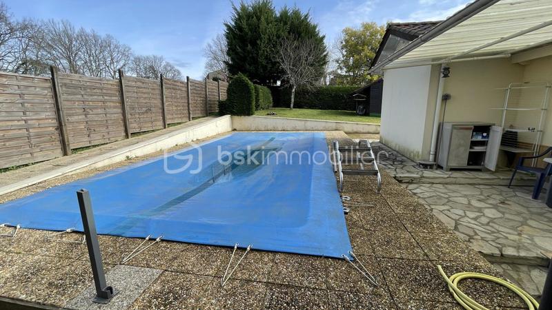 Maison - 135 m² - 6 pièces