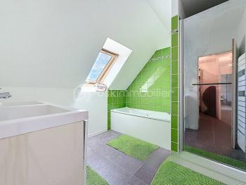 Maison - 140 m² - 6 pièces