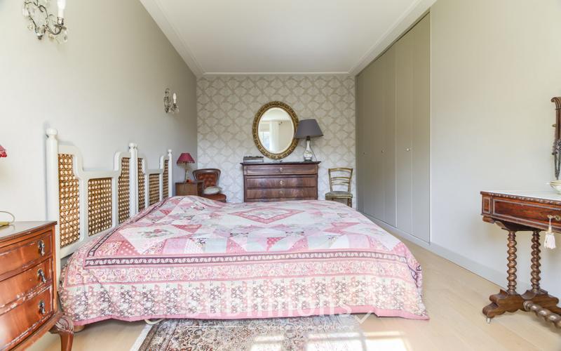 Maison - 168 m² - 7 pièces