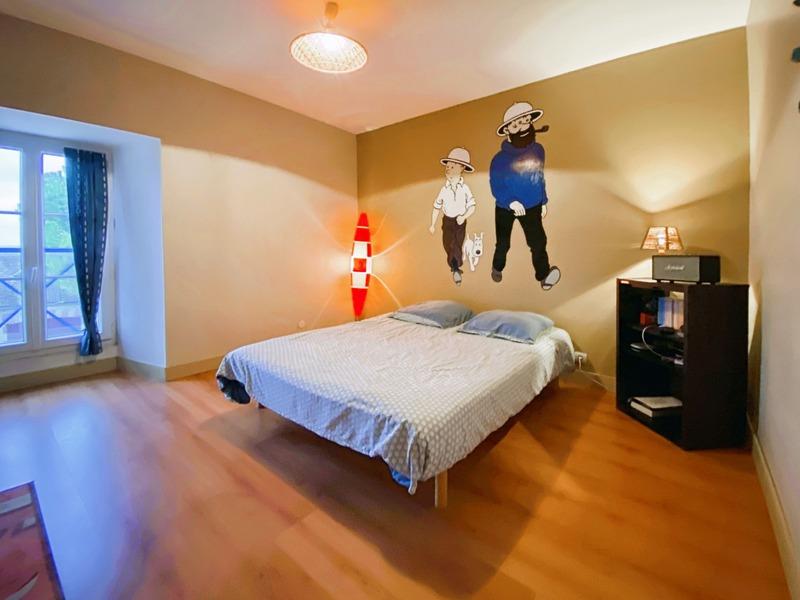 Maison - 220 m² - 7 pièces