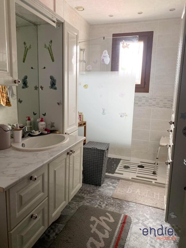 Maison - 102 m² - 5 pièces