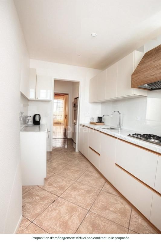 Appartement - 83 m² - 5 pièces