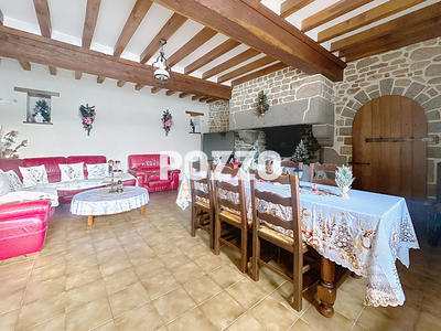 Maison - 162 m² - 8 pièces