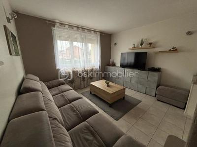 Demeure - 183 m² - 9 pièces