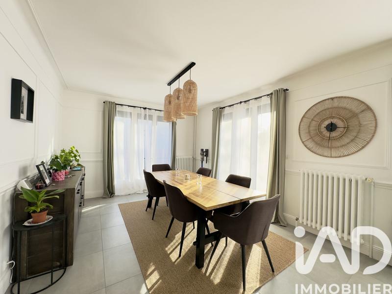 Maison - 145 m² - 6 pièces