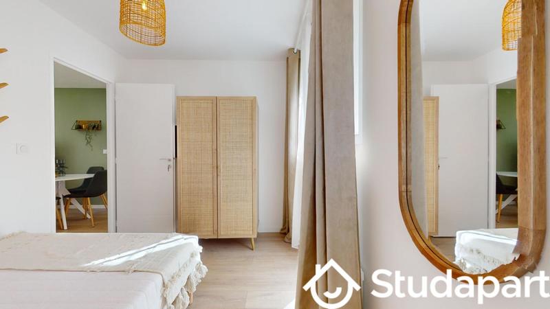 Chambre - 12 m² - 1 pièce