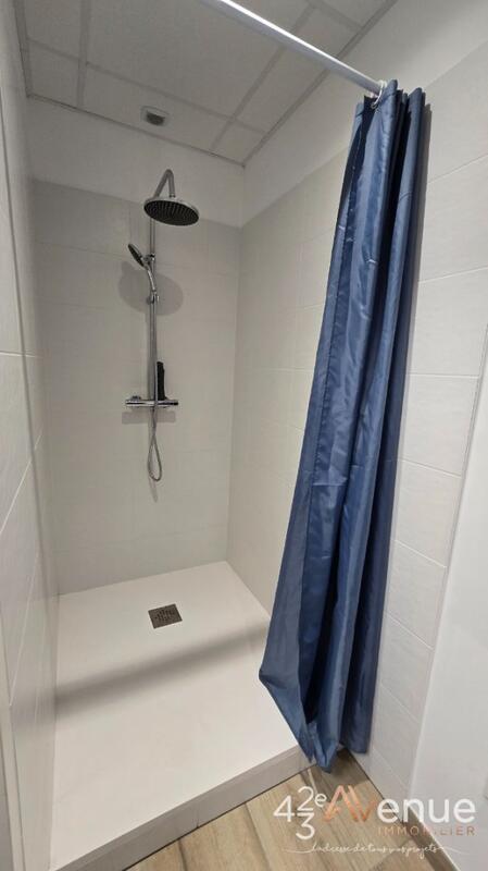 Local commercial - 581 m²