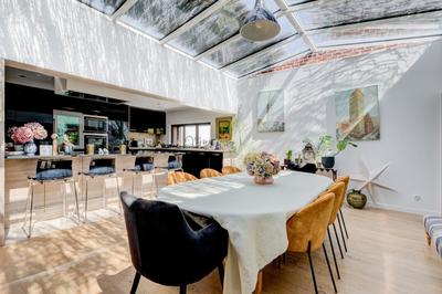 Appartement - 144 m² - 5 pièces