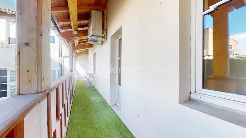 Appartement - 81 m² - 3 pièces