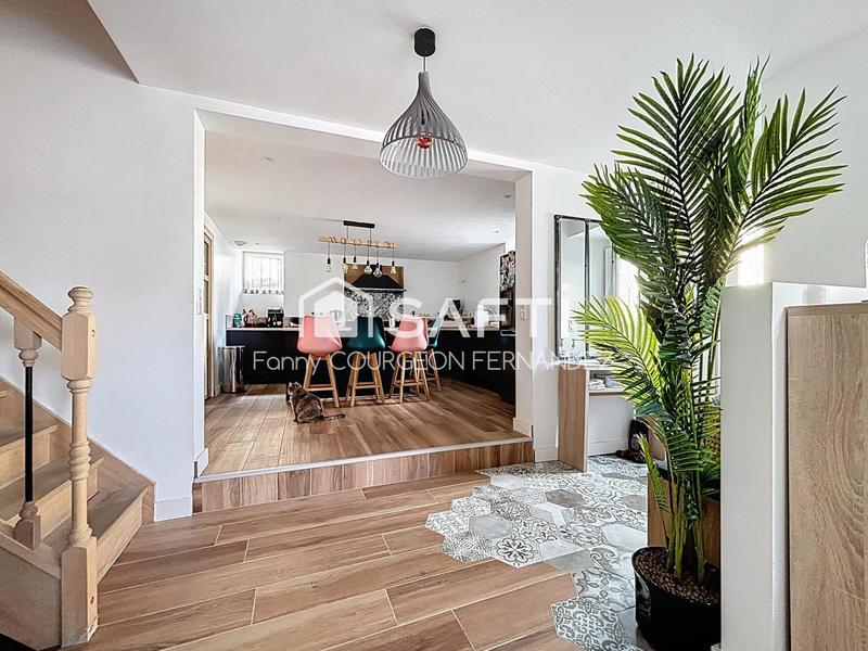 Maison - 155 m² - 6 pièces