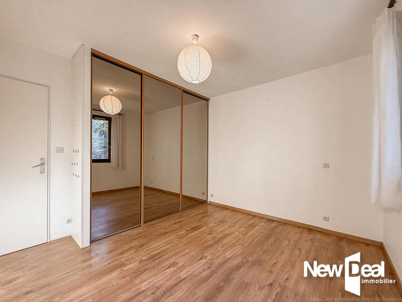 Maison - 92 m² - 4 pièces