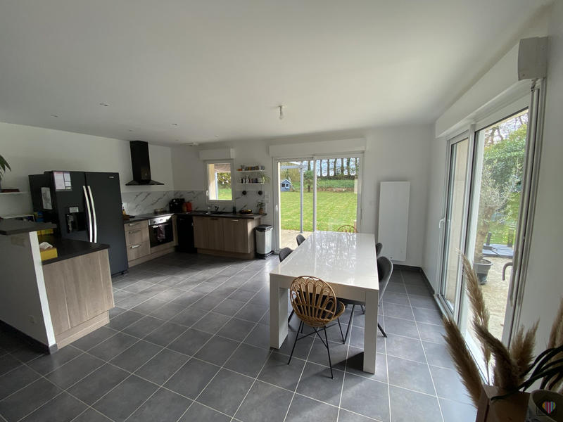 Maison - 89 m² - 5 pièces