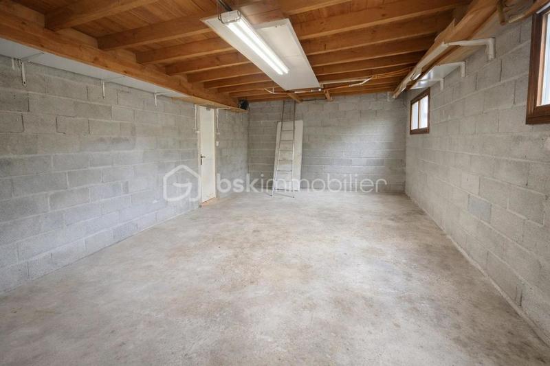 Maison - 80 m² - 4 pièces