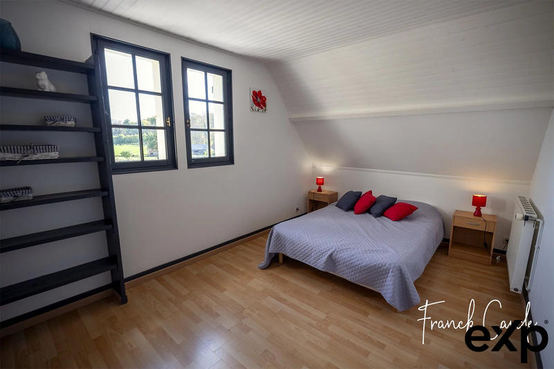 Maison - 139 m² - 7 pièces