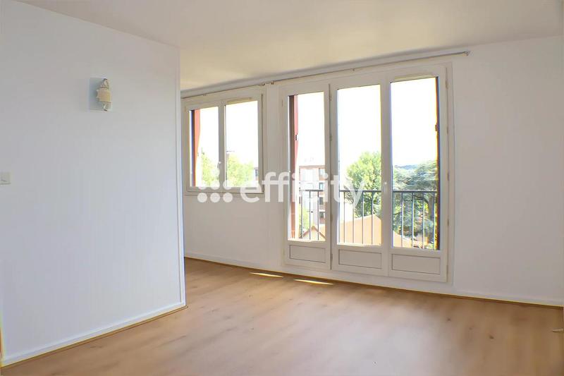 Appartement - 67 m² - 4 pièces