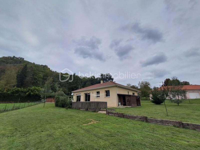 Maison - 135 m² - 3 pièces