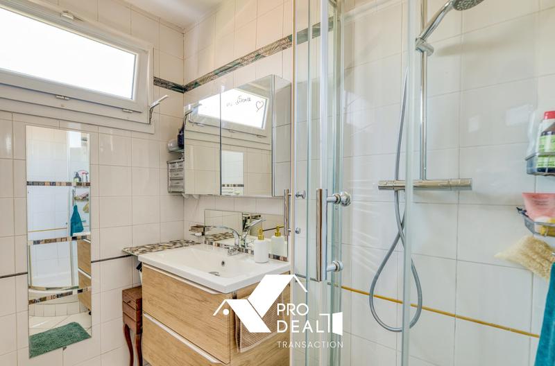 Appartement - 77 m² - 4 pièces