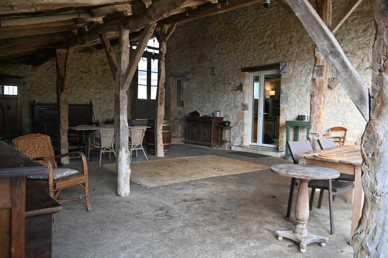 Maison - 198 m² - 8 pièces