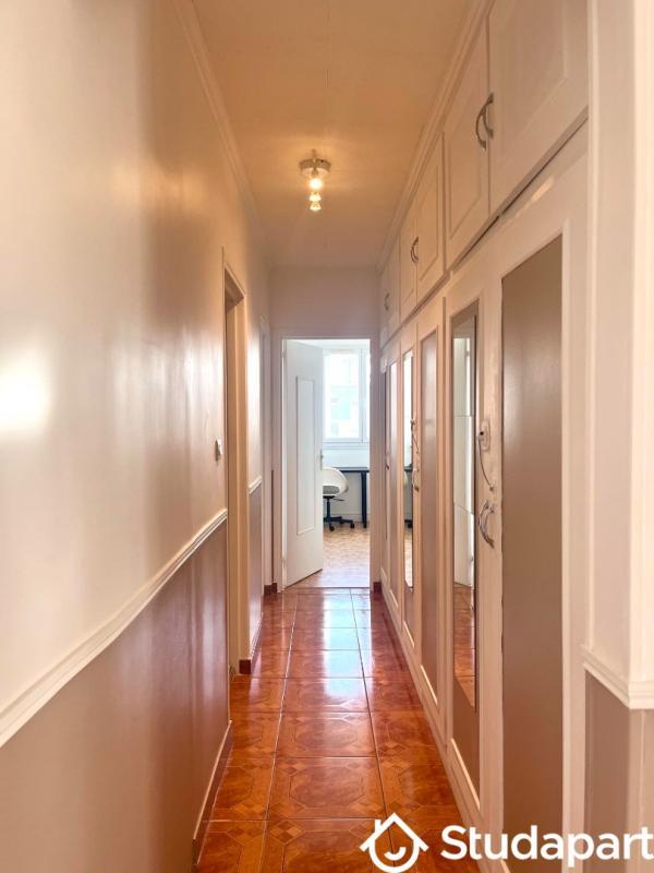 Chambre - 13 m² - 1 pièce