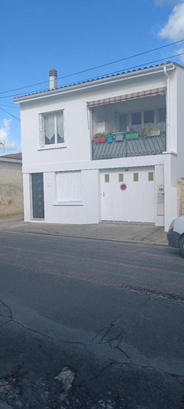 Maison - 110 m² - 4 pièces