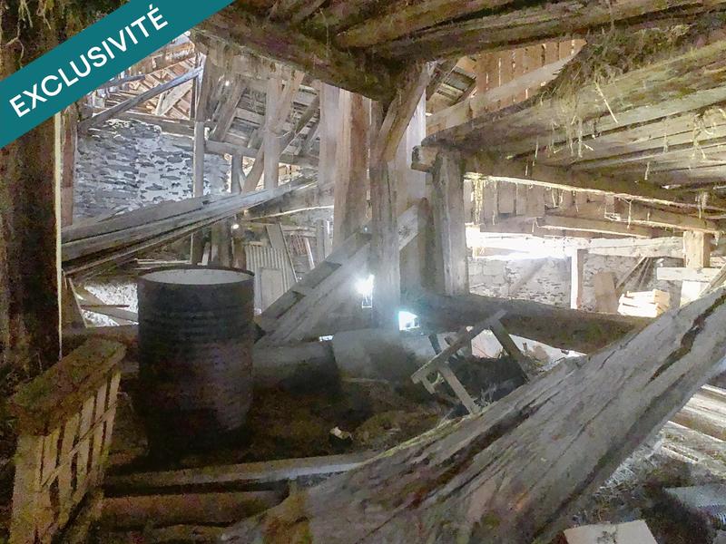 Maison - 200 m² - 2 pièces