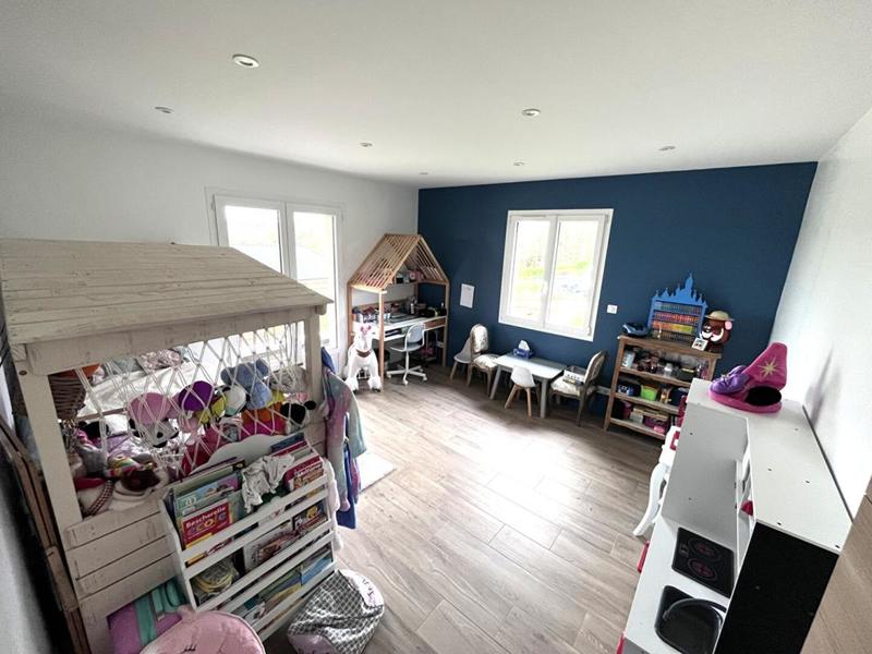 Maison - 200 m² - 10 pièces