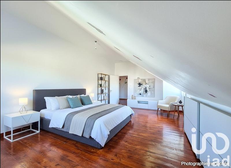 Maison - 170 m² - 5 pièces