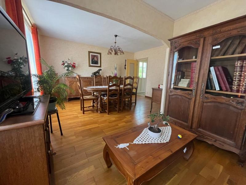 Maison - 70 m² - 5 pièces