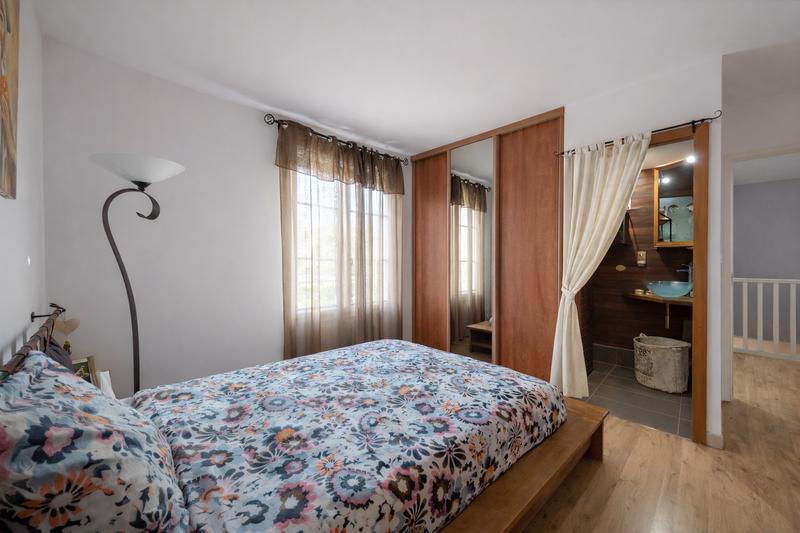 Maison - 106 m² - 5 pièces