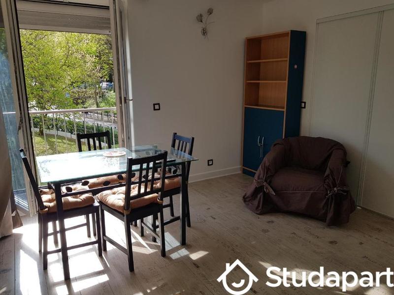 Chambre - 18 m² - 1 pièce