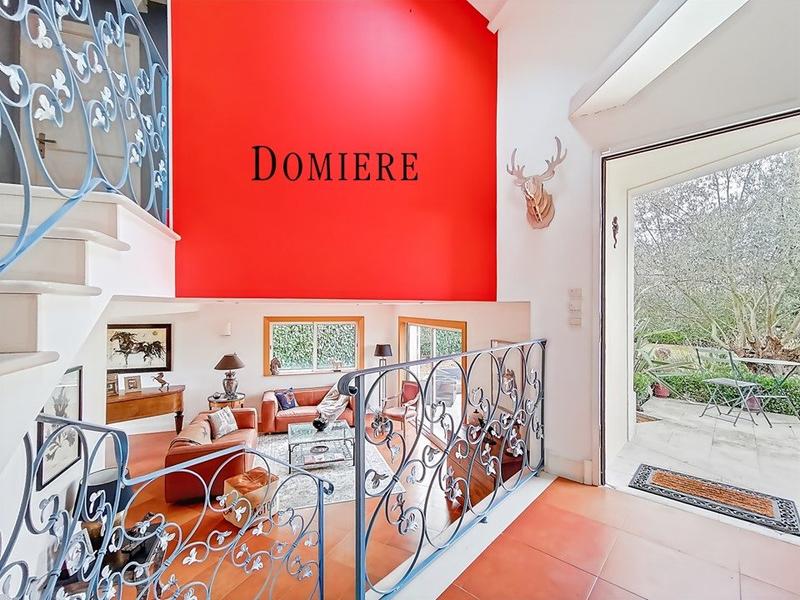 Maison - 200 m² - 8 pièces