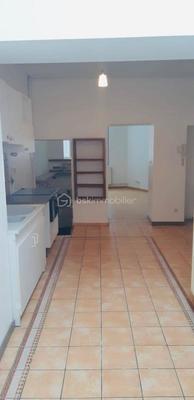 Appartement - 100 m² - 3 pièces