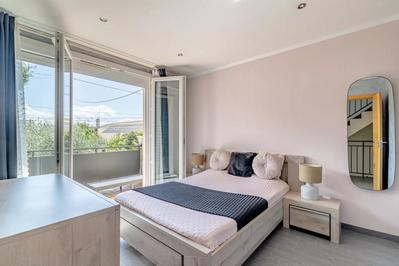 Maison - 213 m² - 6 pièces