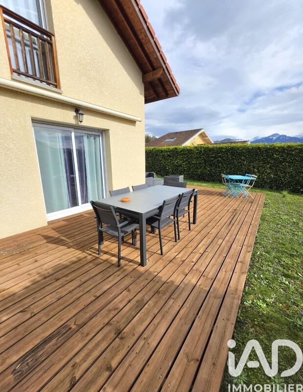 Maison - 102 m² - 5 pièces