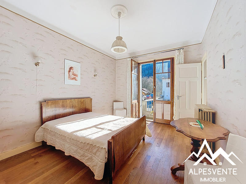 Maison ancienne - 294 m² - 13 pièces