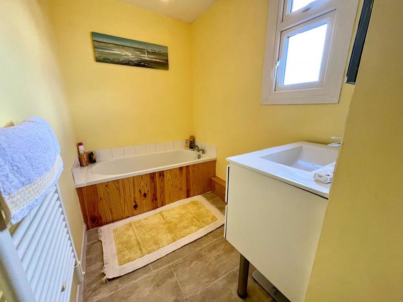 Maison - 88 m² - 4 pièces