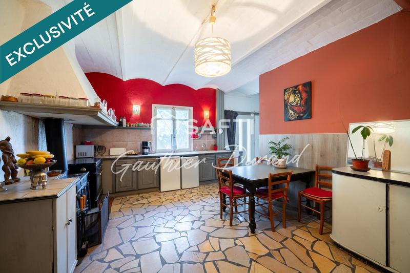 Maison - 420 m² - 10 pièces