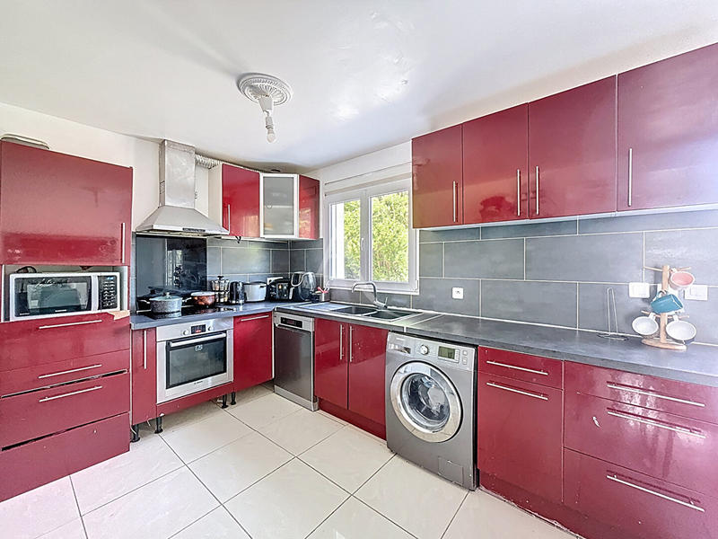 Maison - 145 m² - 7 pièces