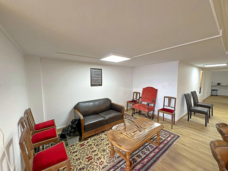 Local commercial - 166 m² - 4 pièces