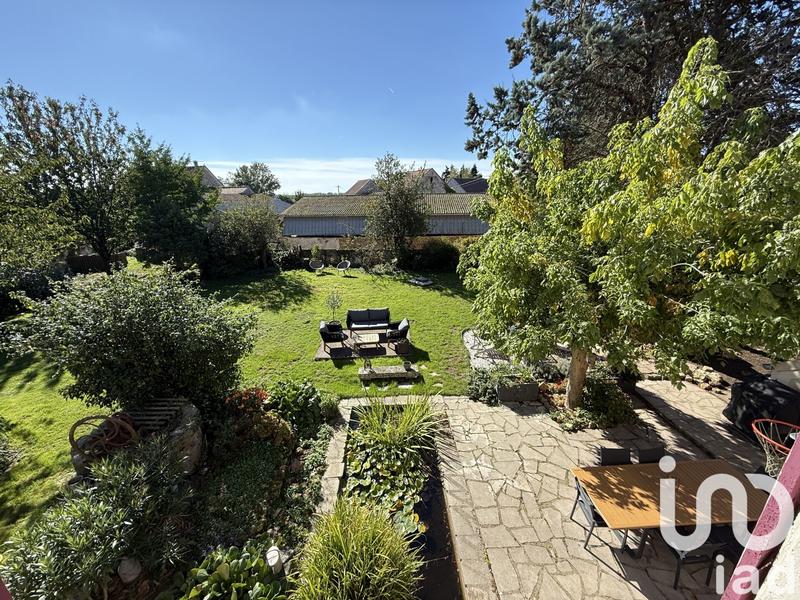 Maison - 209 m² - 7 pièces