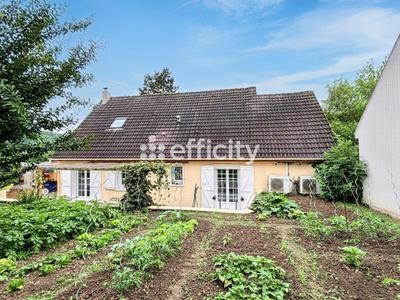 Maison - 121 m² - 7 pièces