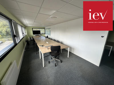 Bureau - 409 m²