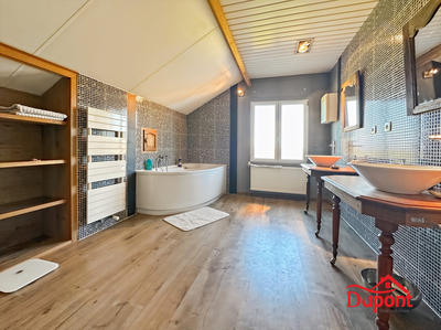 Maison - 150 m² - 5 pièces