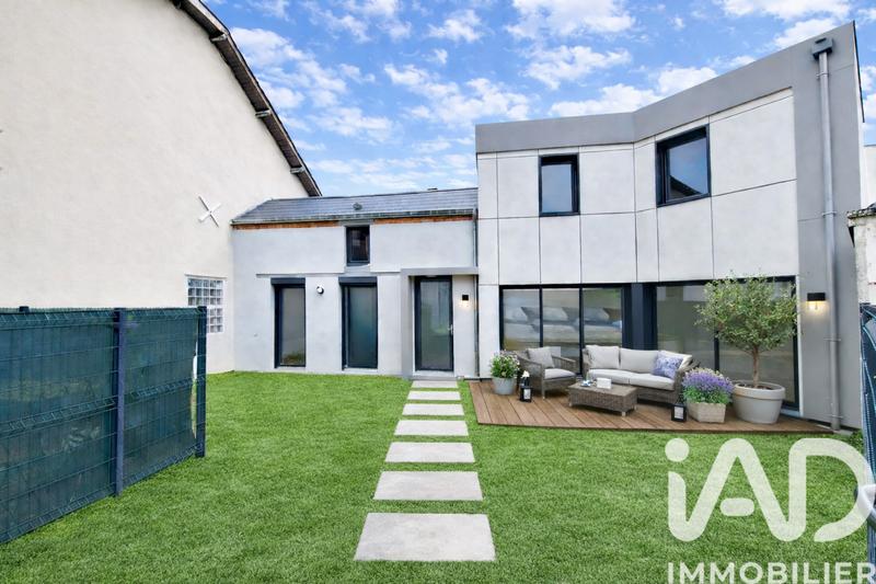 Maison - 91 m² - 5 pièces