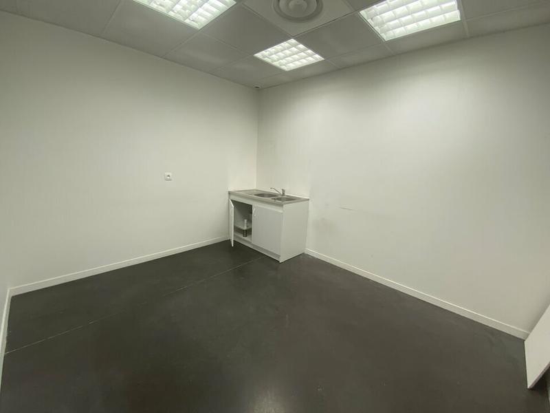 Local commercial - 127 m²