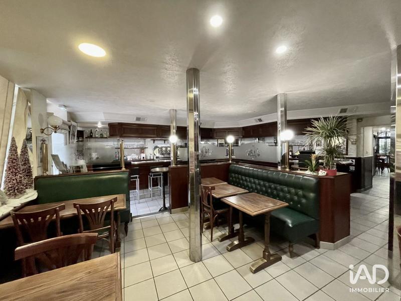 Local commercial - 628 m²