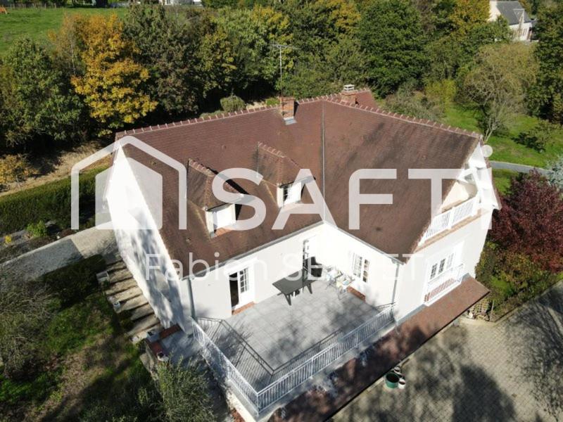 Maison - 232 m² - 8 pièces