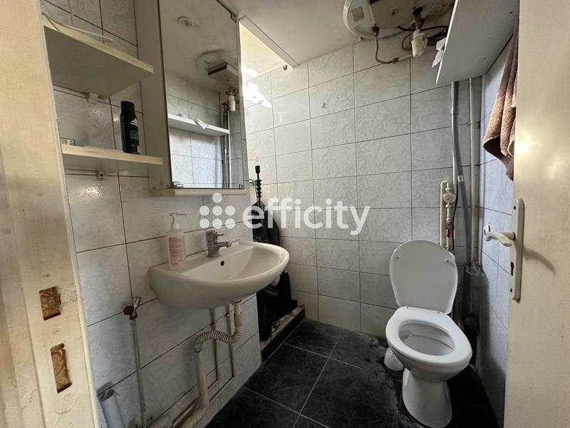 Maison - 93 m² - 5 pièces