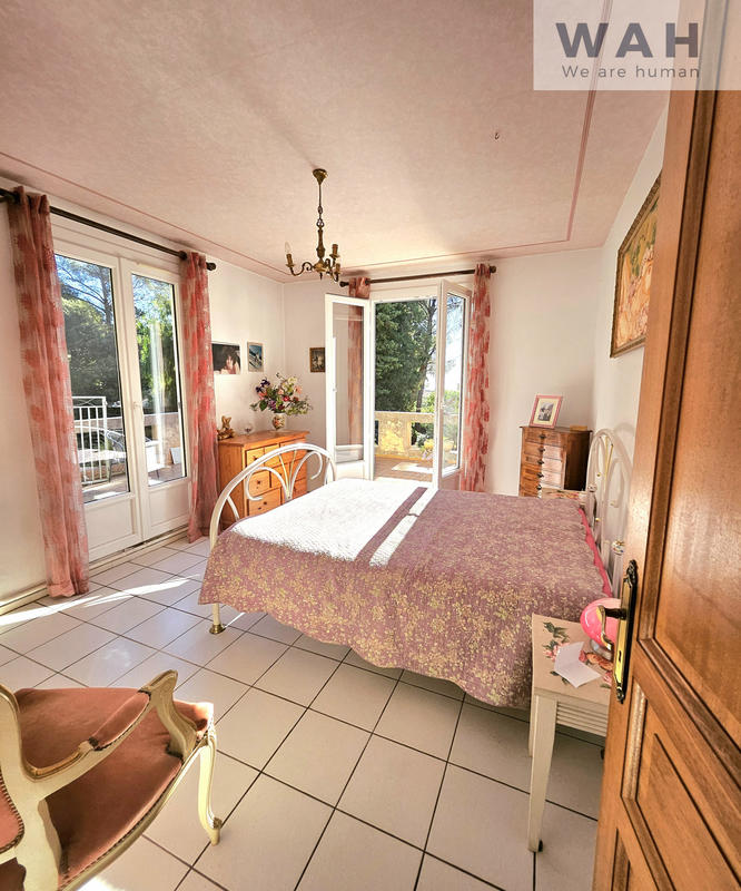 Villa - 152 m² - 8 pièces